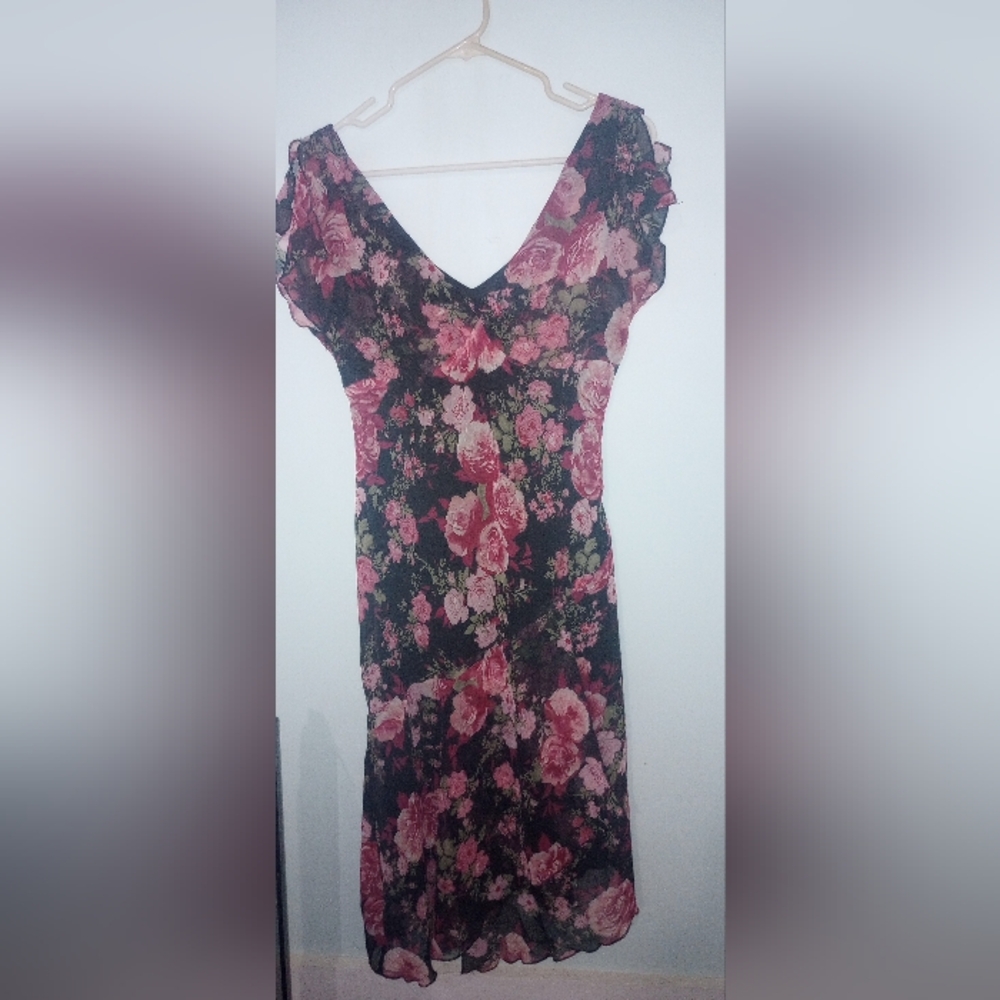 CDC Black and Pink Sheath Midi Dress with V-Neck